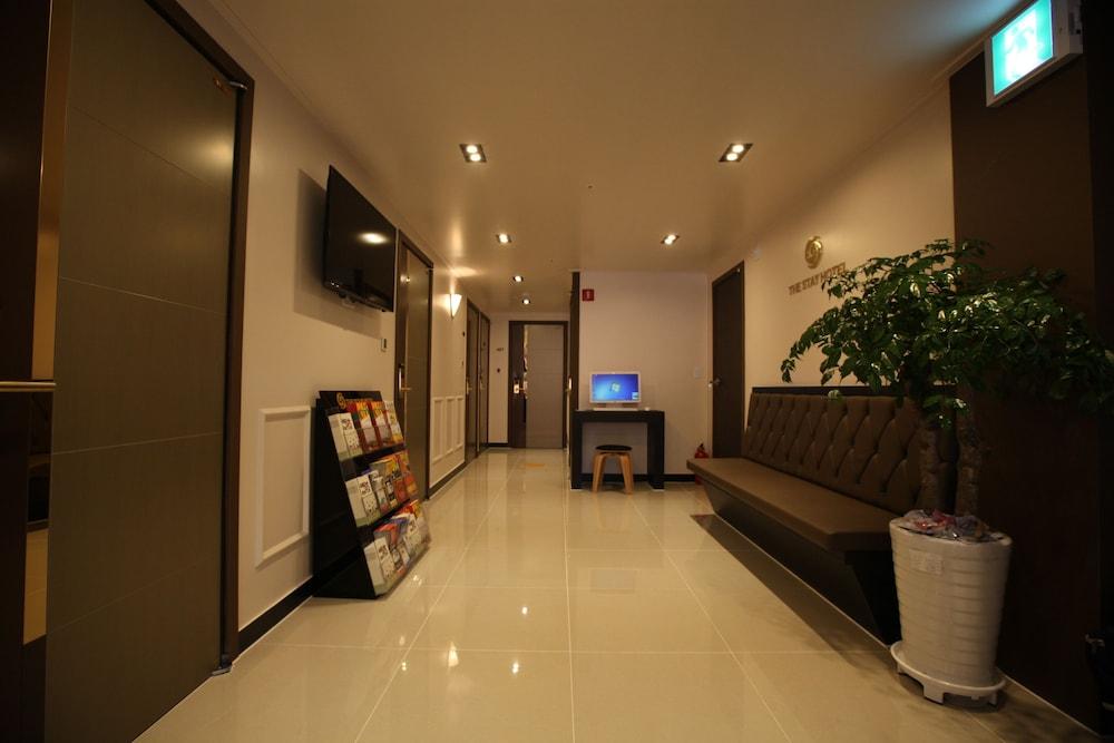 The Stay Hotel Myeongdong Seoul Exterior photo